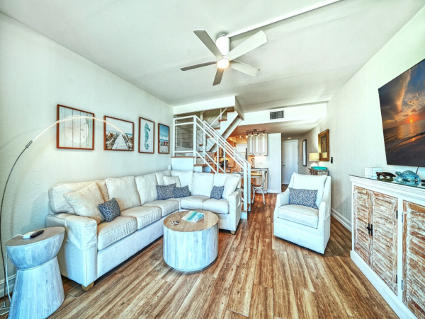 Gulf-Front Townhome with Direct Beach Access in Longboat Key